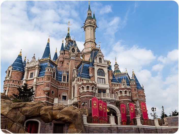 ทัวร์ส่วนตัวเซี่ยงไฮ้ Disneyland หังโจวล่องเรือทะเลสาบซีหู 5 วัน 4 คืน